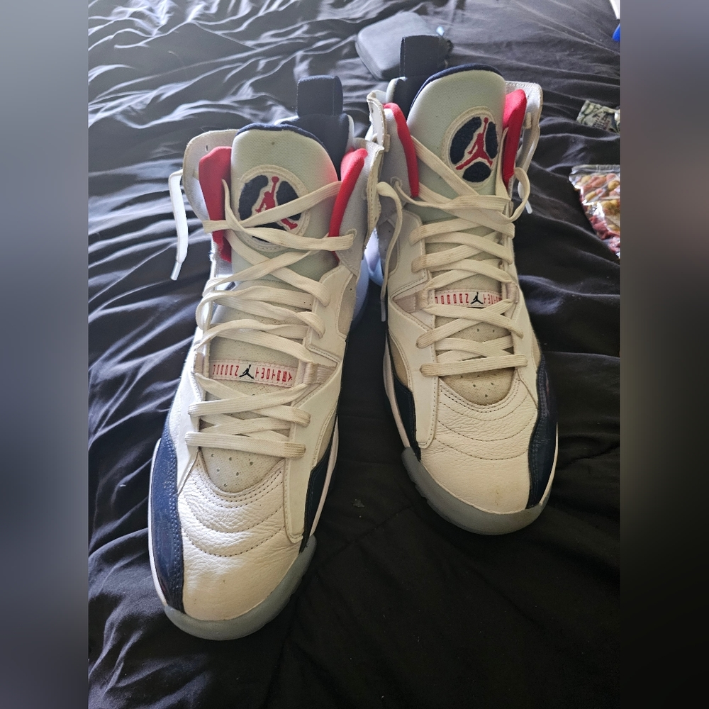Jordan Jumpman Two Trey